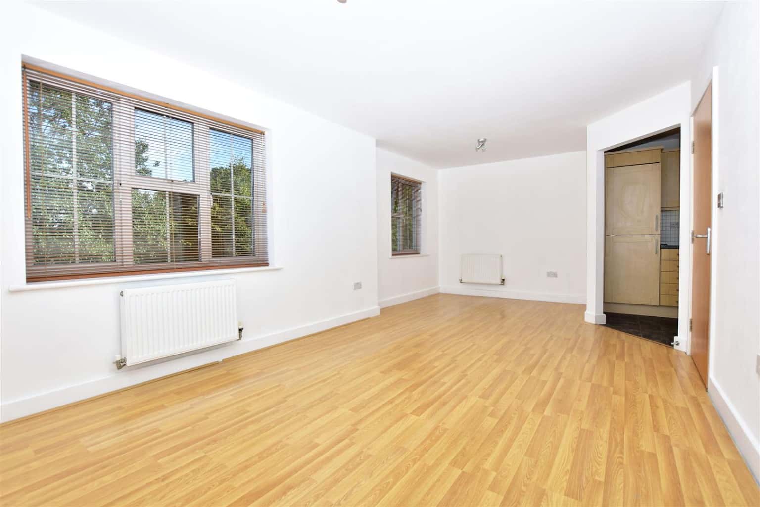 2 Bedroom, First Floor Flat, Ashford, TN23 property first image
