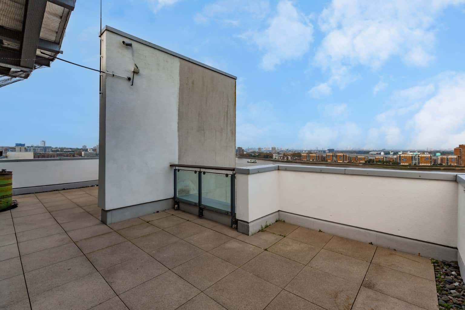 A three bedroom, 2 bathroom penthouse apartment overlooking The River Thames in SE28 0GH property first image