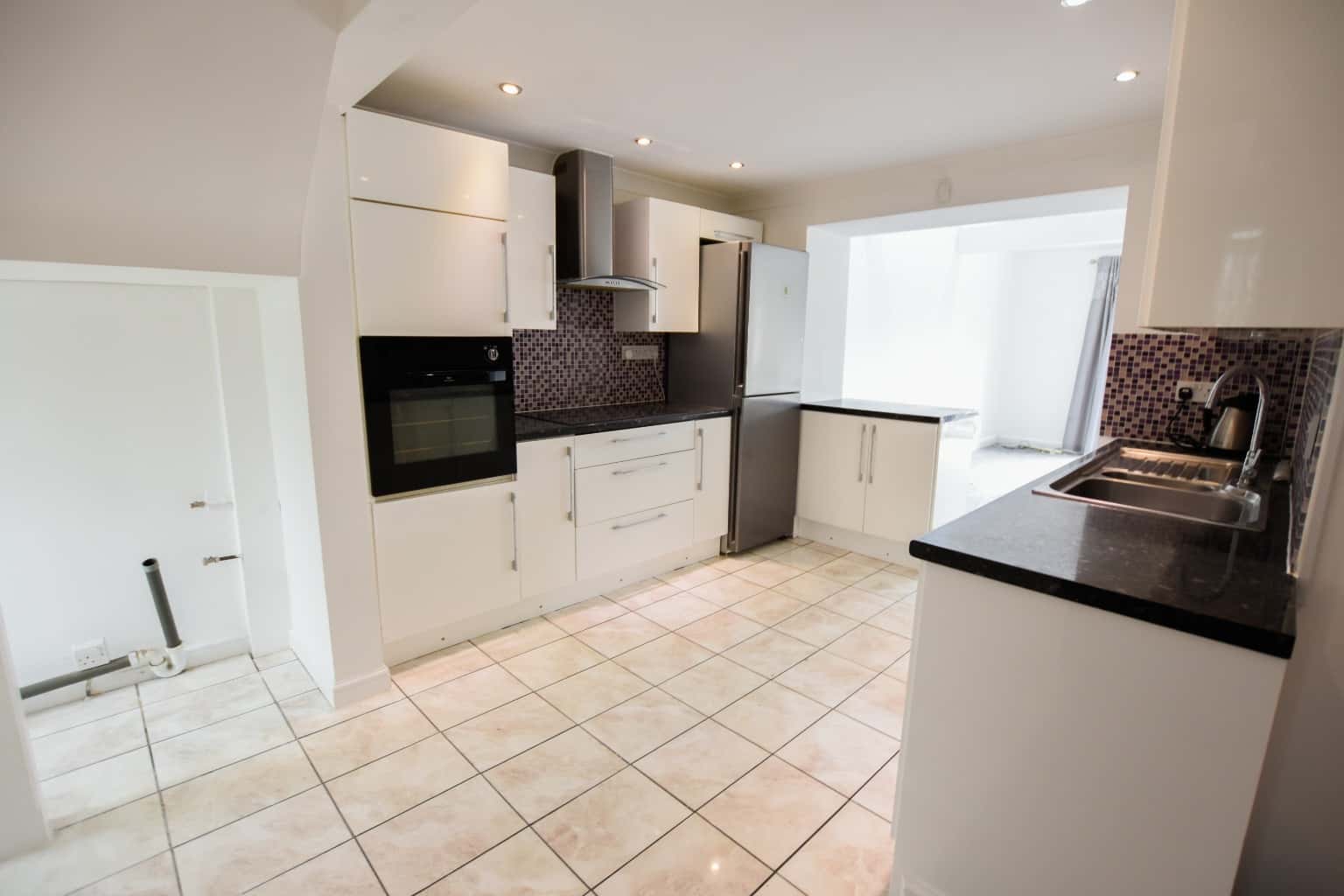 Picturesque Property located in the very sought after Cobham area, Ready to move in straight away! property first image