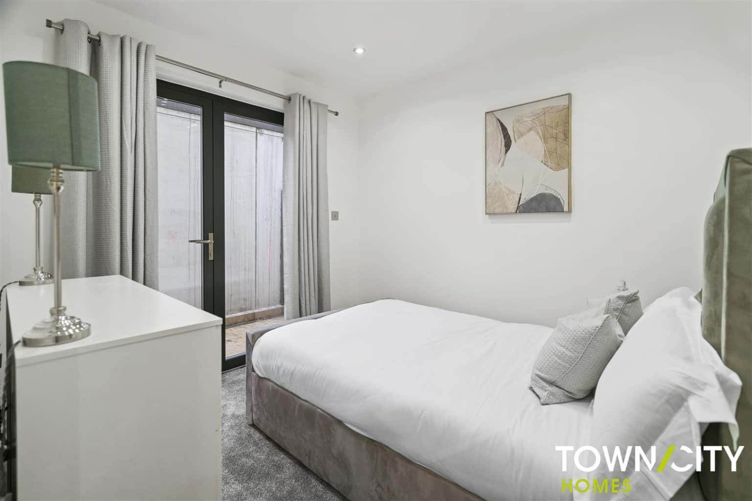 Four-Bedroom Home in Brand New Gated Development with Stunning Roof Terraces property first image