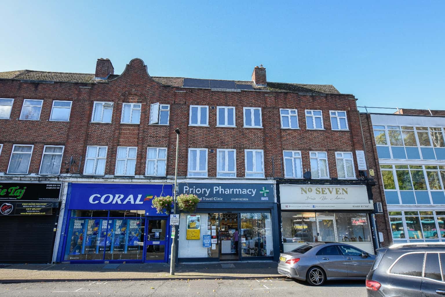 Super Studio that is in great condition and close to Station. Carlton Parade, Orpington. property first image