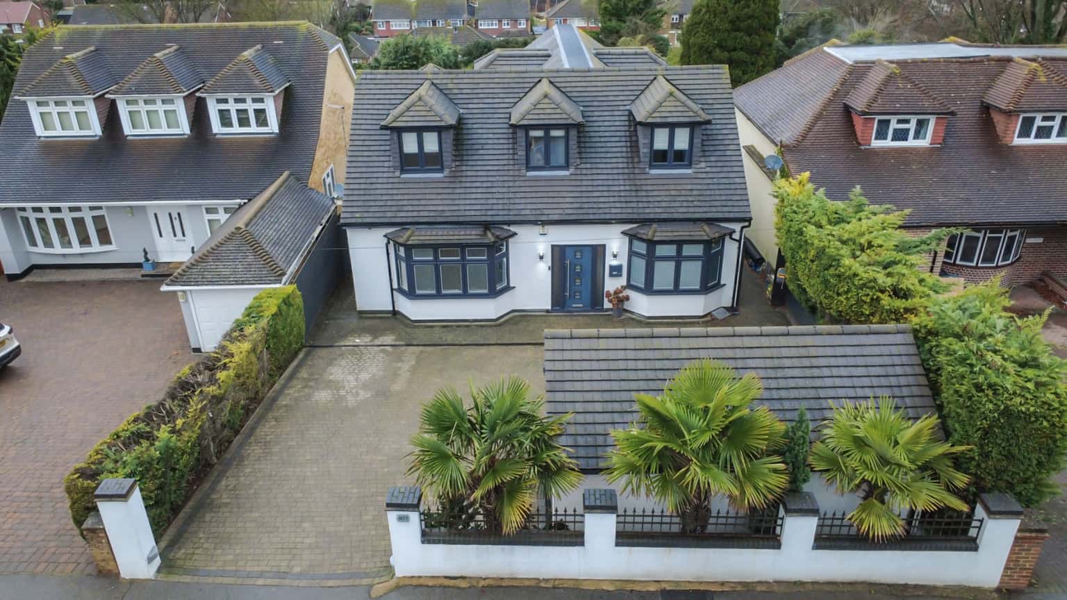Istead Rise Family Home: Large Kitchen/Diner, Garage, Close to A2 property first image