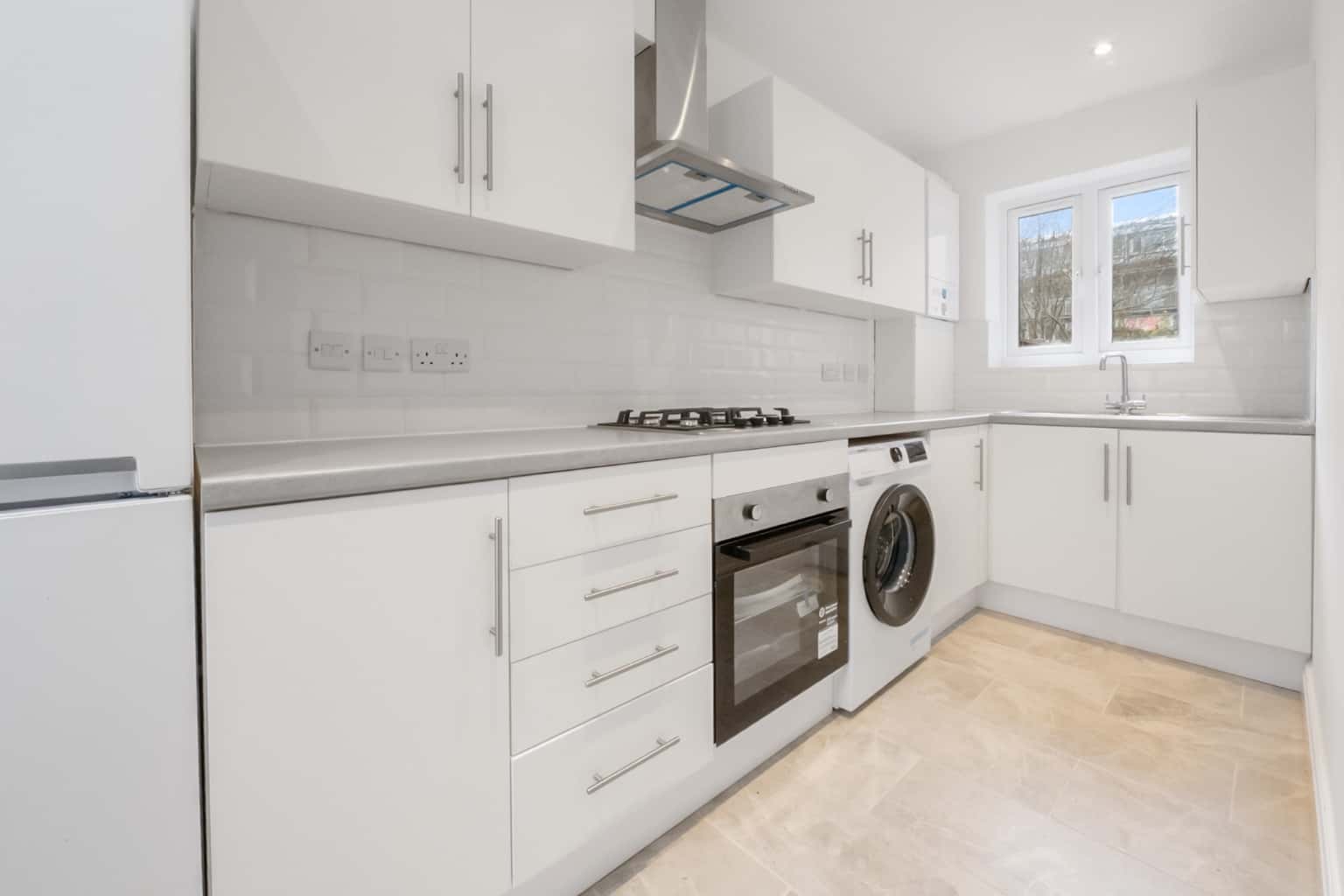 Beautiful 3-Bed House, Canterbury. AVAILABLE NOW, Close to Station. property first image