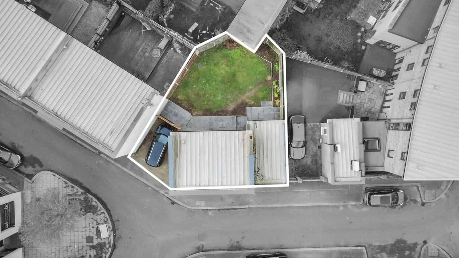 Two Bedroom Detached House, Garage, Walk to Bluewater, Available Now property first image