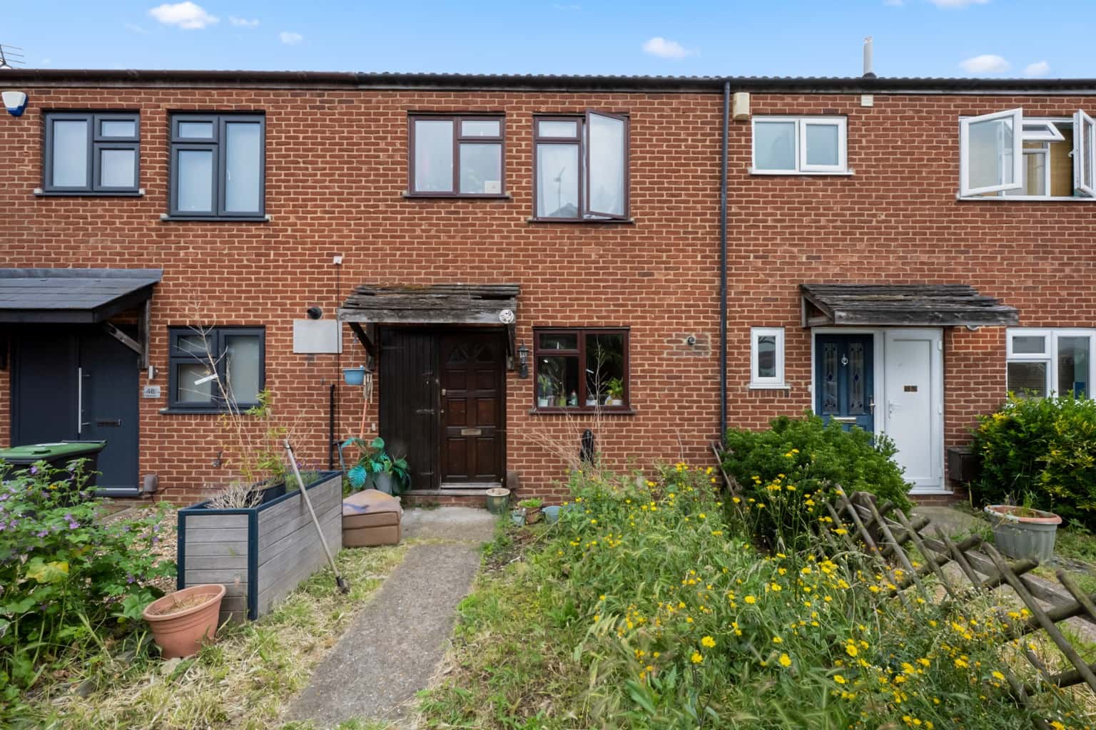 Three Bedroom House, Garage En Bloc, No Chain, Gravesend property first image