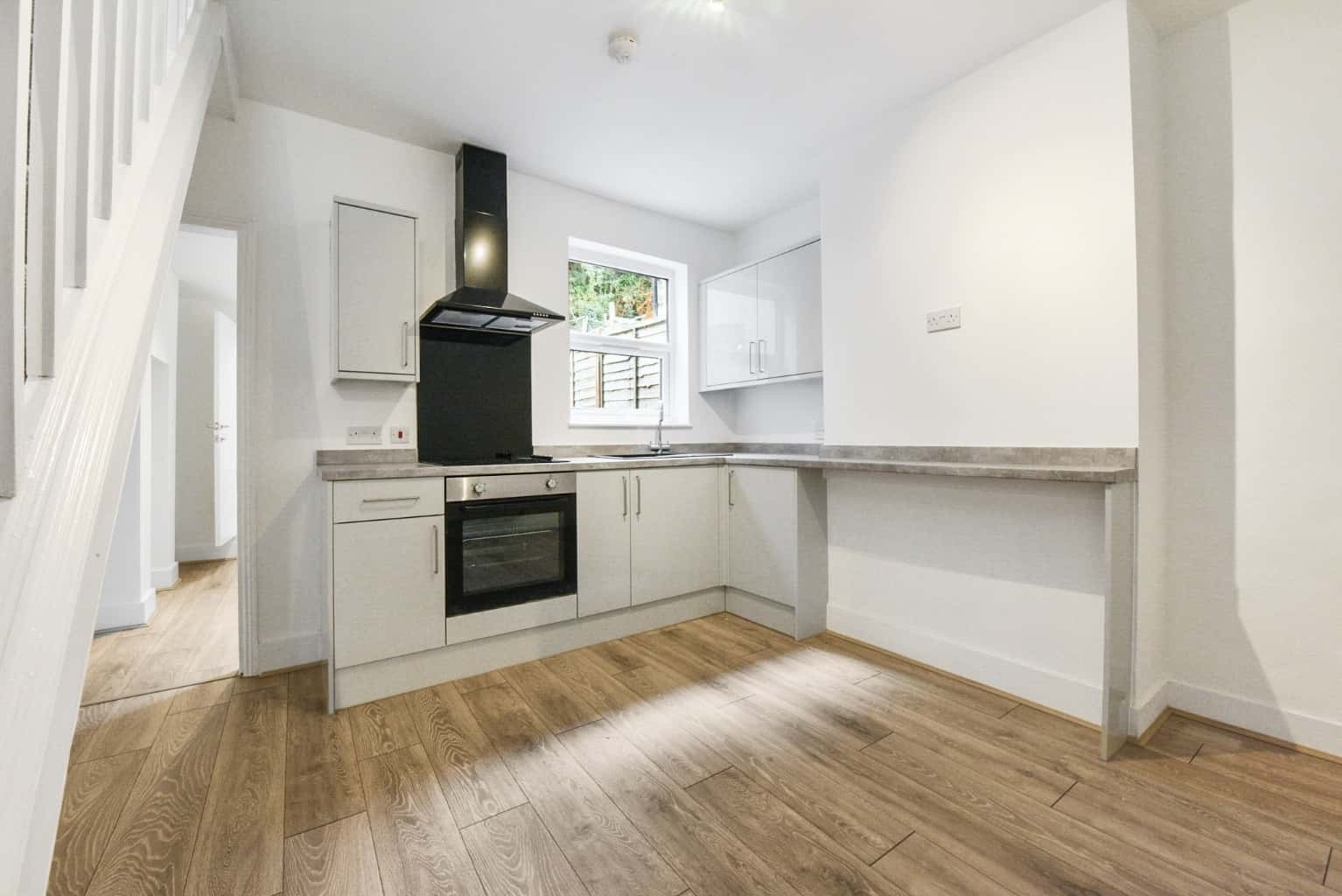 Stunning 3-Bed Home, Newly Refurbished, Close to Medway Hospital property first image