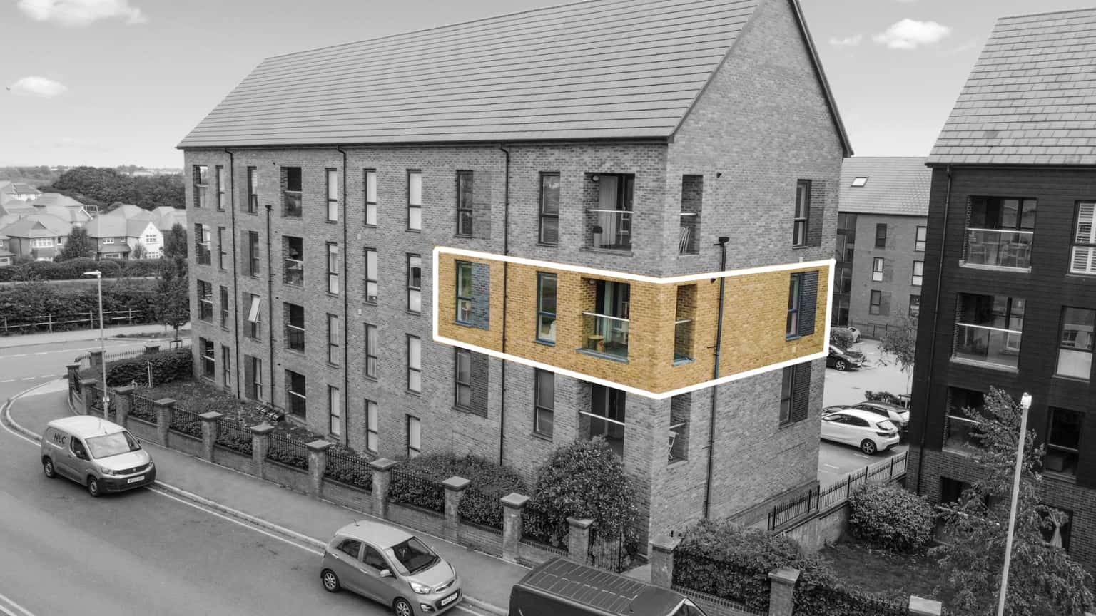Luxury 2-Bed Apartment, Built 2018, Walk to Ebbsfleet Station property first image