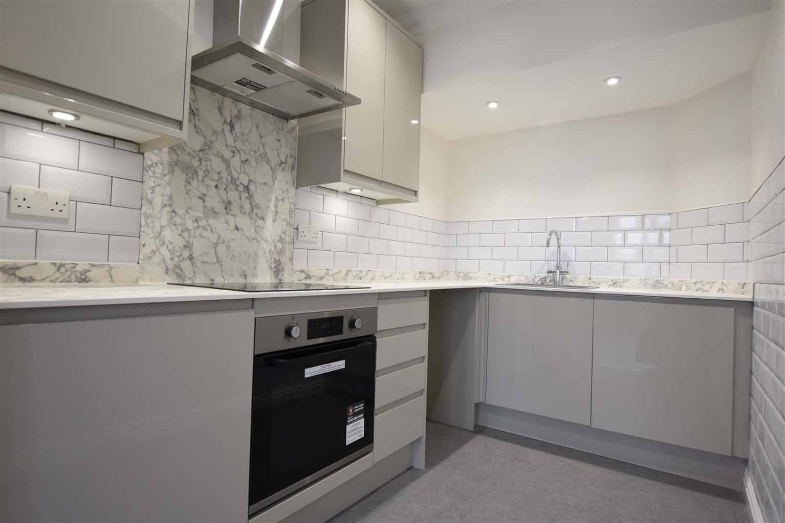 Studio Plus Apartment, Orpington - Excellent Location property first image